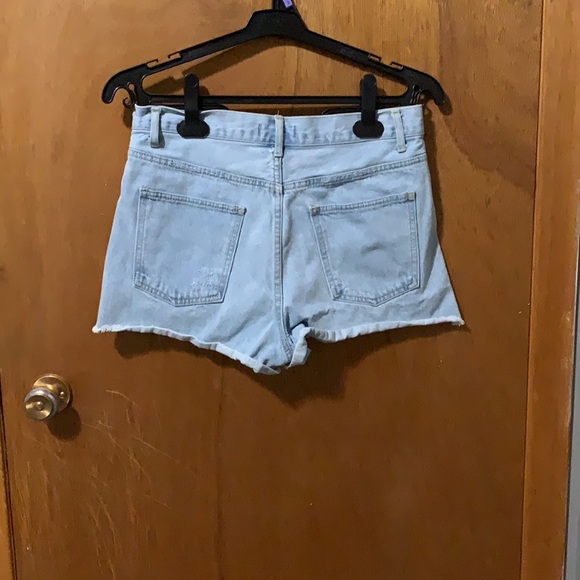 2 for 15$// Forever21 Jean Short - Picture 2 of 3